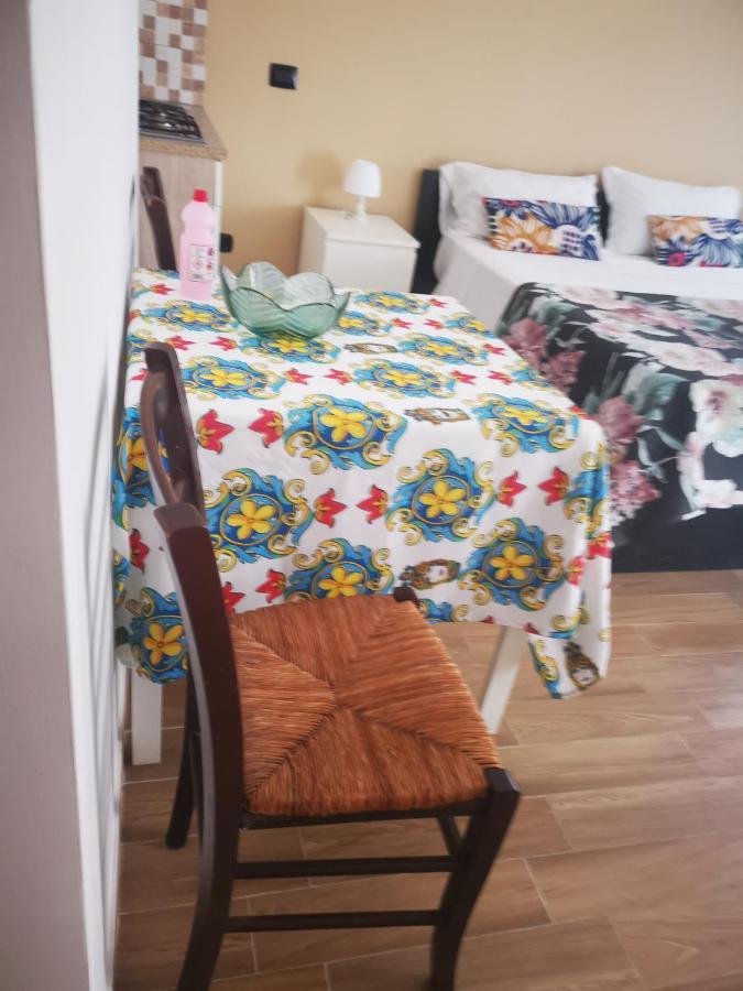Rent House A Casa Mia Hotel ปาแลร์โม ภายนอก รูปภาพ