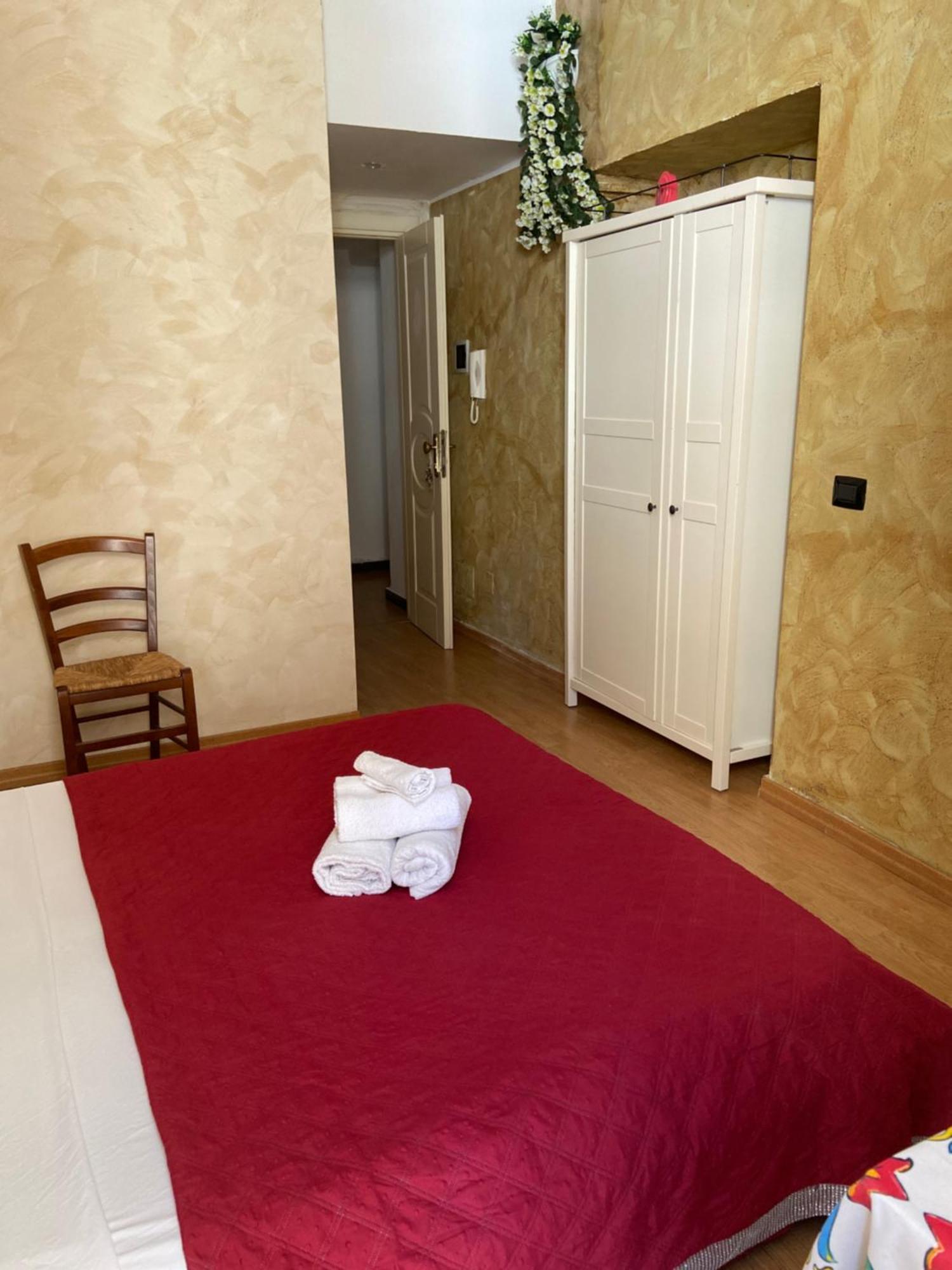 Rent House A Casa Mia Hotel ปาแลร์โม ภายนอก รูปภาพ