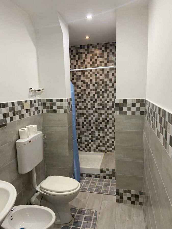 Rent House A Casa Mia Hotel ปาแลร์โม ภายนอก รูปภาพ