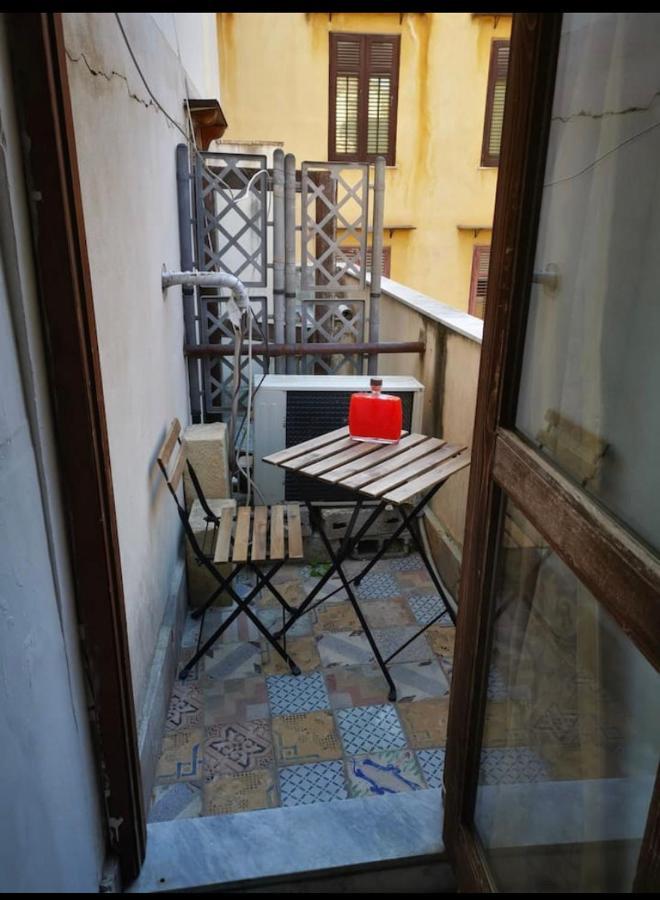 Rent House A Casa Mia Hotel ปาแลร์โม ภายนอก รูปภาพ
