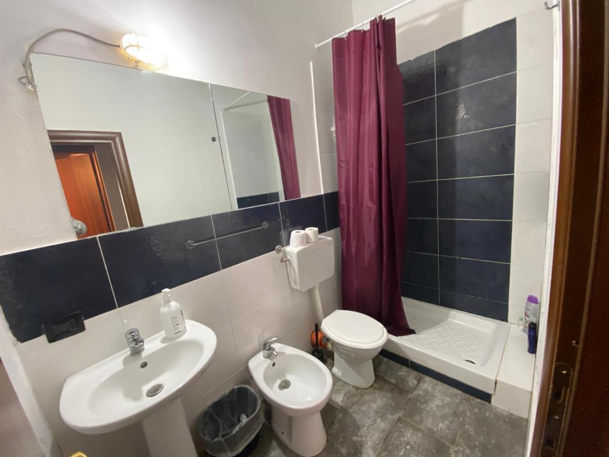 Rent House A Casa Mia Hotel ปาแลร์โม ภายนอก รูปภาพ