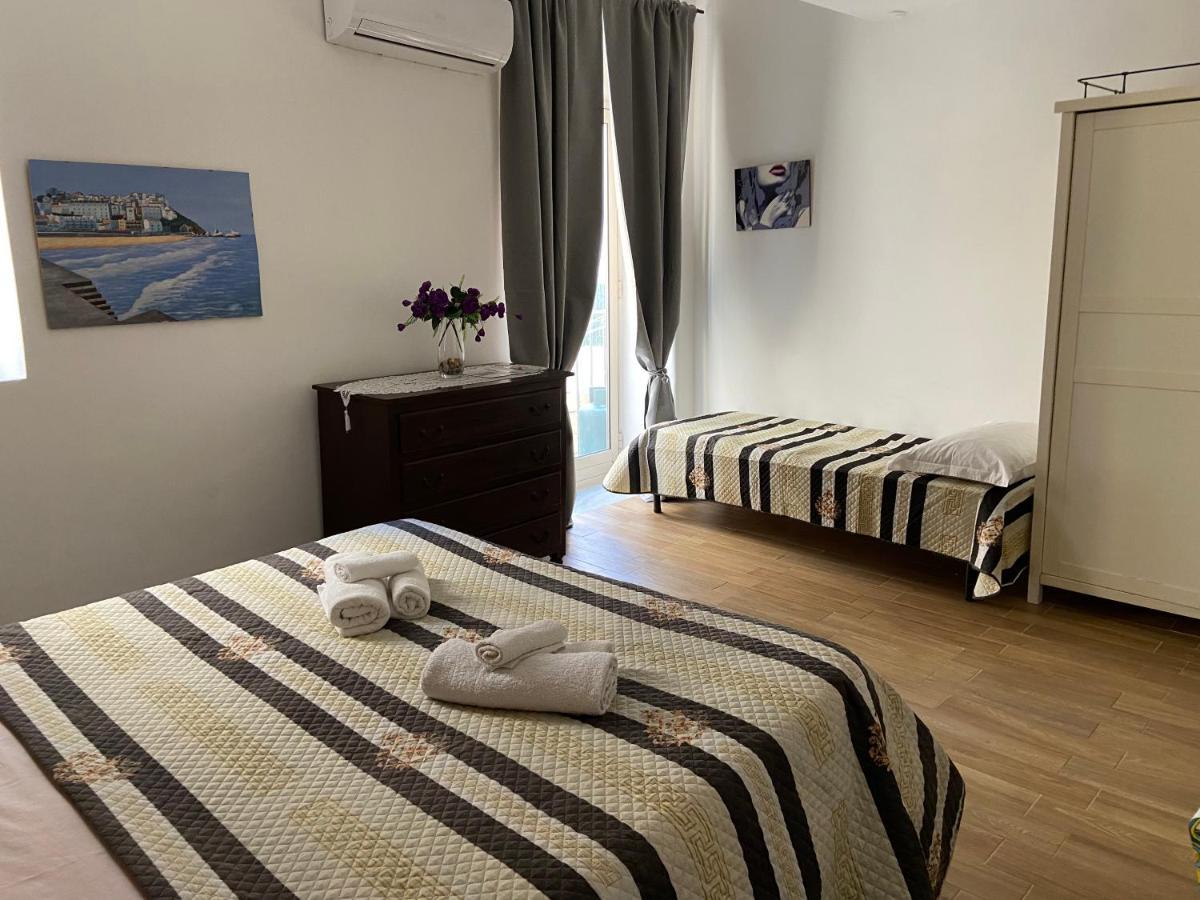 Rent House A Casa Mia Hotel ปาแลร์โม ภายนอก รูปภาพ